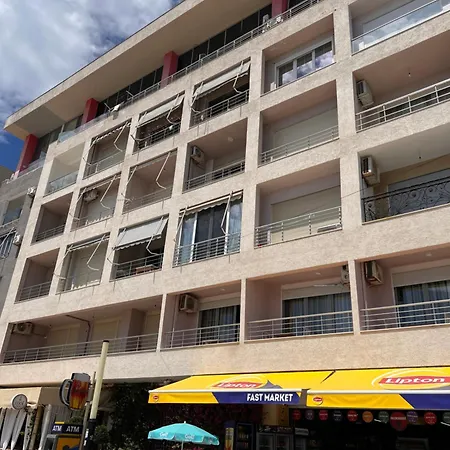 Port Breeze Apartment