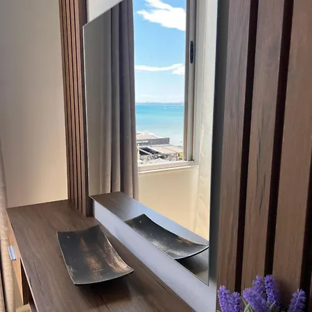 Port Breeze Apartment Durres